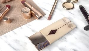 charlotte tilbury review maquillaje airbrush flawless finish opinion labiales charlotte tilbury opinicon pillowtalk 9